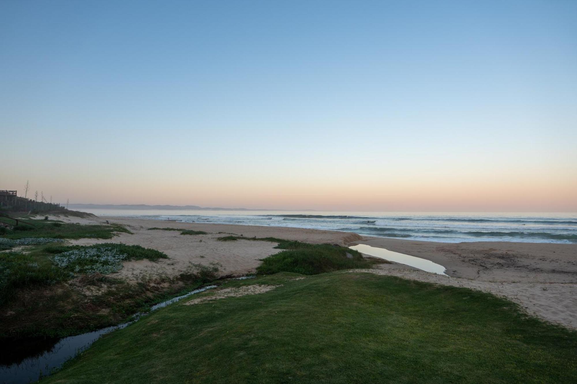 Jeffreys Bay Villas On The Beach Eksteriør billede